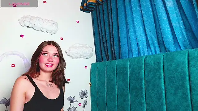 MilaFyre online show from September 18, 4:42 pm