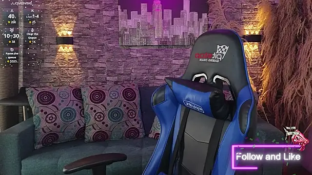 Snapshot of imrockstar chatting on October 2, 7:21 pm imrockstar online show from October 2, 7:21 pm