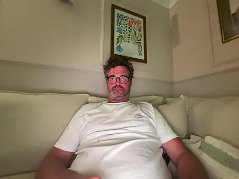 Snapshot of CyprioteWhitefly chatting on June 14, 2:35 am CyprioteWhitefly online show from June 14, 2:35 am