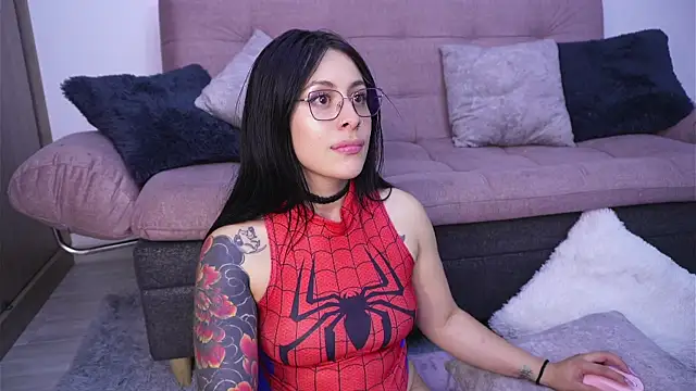 SophiieCumsx online show from June 5, 6:52 am