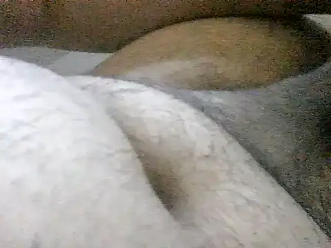 Snapshot of LuispingonX69 chatting on June 17, 9:49 pm LuispingonX69 online show from June 17, 9:49 pm