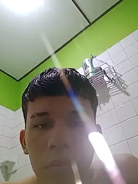 Snapshot of Daniel97Quintero chatting on January 6, 4:54 pm Daniel97Quintero online show from January 6, 4:54 pm