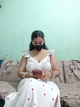 Snapshot of the_saavi chatting on June 6, 6:45 pm the saavi online show from June 6, 6:45 pm