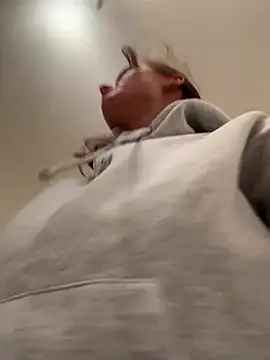 SophiiaStarr online show from October 30, 7:47 pm