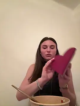 Snapshot of SophiiaStarr chatting on April 8, 7:47 pm SophiiaStarr online show from April 8, 7:47 pm