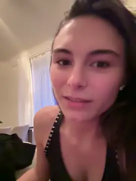 Snapshot of SophiiaStarr chatting on April 22, 6:20 pm SophiiaStarr online show from April 22, 6:20 pm