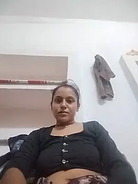 Snapshot of Sonam_shinde chatting on July 20, 5:59 pm Sonam shinde online show from July 20, 5:59 pm