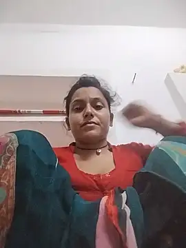 Snapshot of Sonam_shinde chatting on July 23, 6:28 pm Sonam shinde online show from July 23, 6:28 pm