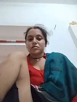 Snapshot of Sonam_shinde chatting on July 31, 9:14 pm Sonam shinde online show from July 31, 9:14 pm