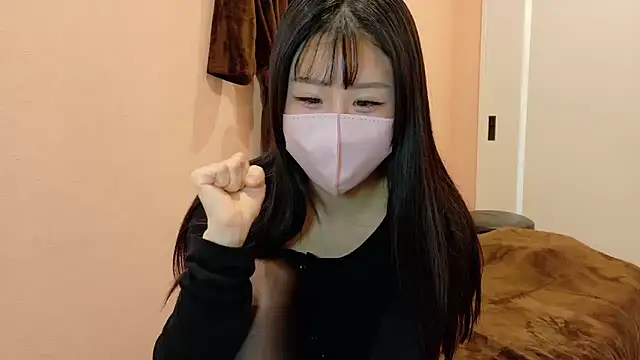 Ema-- online show from December 13, 10:15 pm