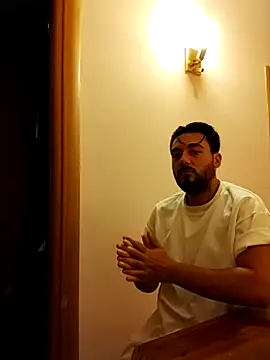 Snapshot of axsimil chatting on September 30, 11:37 am axsimil online show from September 30, 11:37 am