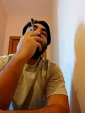 Snapshot of axsimil chatting on November 12, 10:15 am axsimil online show from November 12, 10:15 am