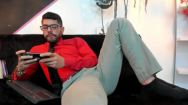 DanteWinter online show from October 27, 3:32 am