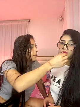 Snapshot of Sweet_and_Rous0 chatting on September 10, 3:28 am Sweet and Rous0 online show from September 10, 3:28 am