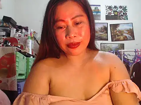 filipina beauty online show from December 15, 6:12 pm