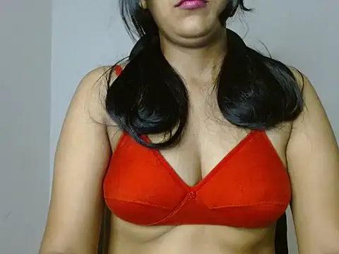 Snapshot of priya_022 chatting on October 6, 3:09 pm priya 022 online show from October 6, 3:09 pm