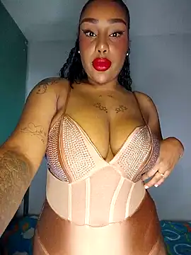Snapshot of Queen_Amara chatting on March 11, 4:07 am Queen Amara online show from March 11, 4:07 am