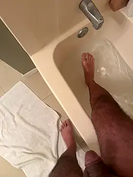 Snapshot of nicecock6900 chatting on January 8, 12:18 pm nicecock6900 online show from January 8, 12:18 pm