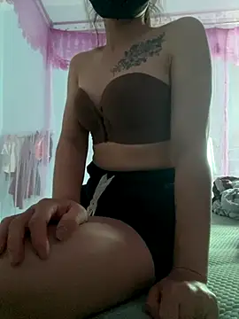 Snapshot of SuhyoCii chatting on September 14, 3:05 am SuhyoCii online show from September 14, 3:05 am