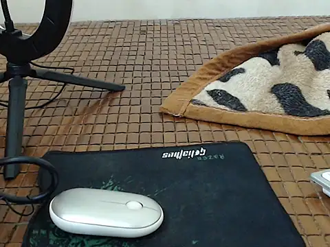 Ami 8x online show from September 20, 6:36 am