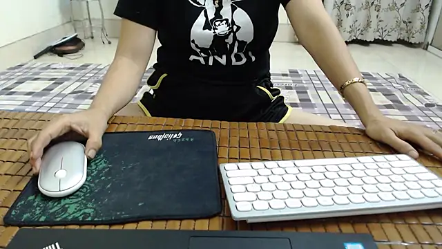 Ami 8x online show from September 21, 1:24 pm