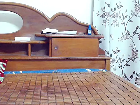 Ami 8x online show from October 6, 3:31 pm