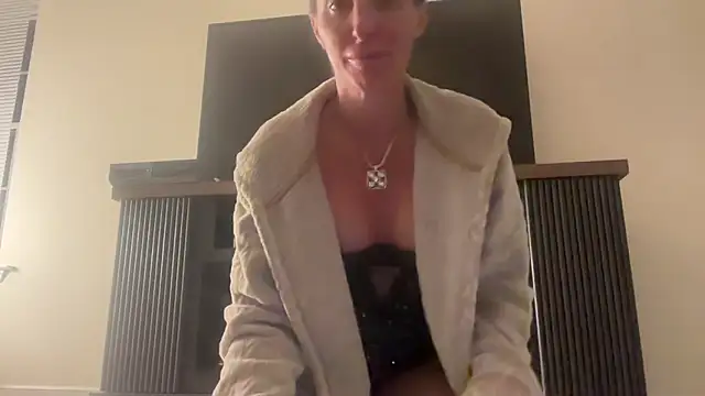 NurseStephania online show from September 27, 5:45 am