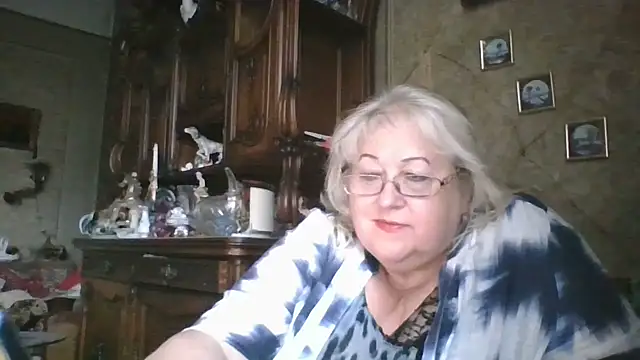 Lala-Love56 online show from September 9, 1:21 pm