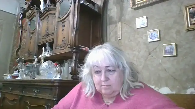 Snapshot of Lala-Love56 chatting on April 20, 4:10 pm Lala-Love56 online show from April 20, 4:10 pm