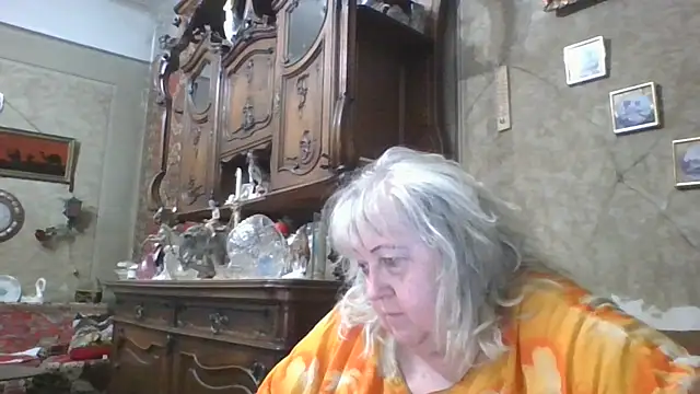 Snapshot of Lala-Love56 chatting on June 29, 7:47 pm Lala-Love56 online show from June 29, 7:47 pm