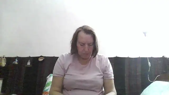 AnnaLive570 online show from March 31, 10:54 pm