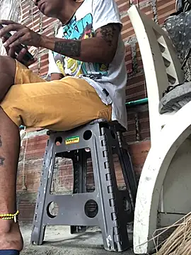 elpeluchenegroxxx3 online show from March 8, 5:28 pm