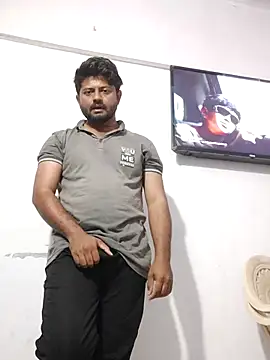 urhotboymeet online show from December 20, 12:01 pm