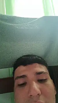 Snapshot of Johan_Dangel chatting on November 6, 10:10 pm Johan Dangel online show from November 6, 10:10 pm