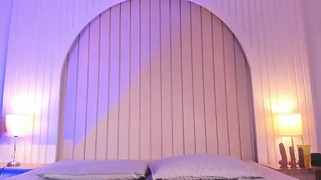 maria gil online show from April 8, 12:05 pm