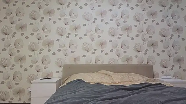 Annabel theMoon online show from November 21, 4:00 am