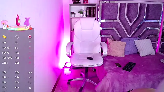 Eva Walker  online show from October 10, 6:45 am