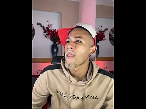 B Wild online show from March 20, 3:44 am