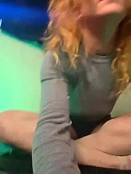 Snapshot of CelesteGreene chatting on September 14, 10:09 pm CelesteGreene online show from September 14, 10:09 pm