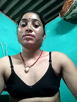 Snapshot of Hot_cupal chatting on October 4, 8:23 am Hot cupal online show from October 4, 8:23 am