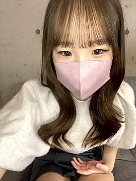 maika 3 online show from October 10, 4:11 am