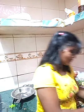 Snapshot of Rashmi_Pathak chatting on October 6, 2:31 am Rashmi Pathak online show from October 6, 2:31 am