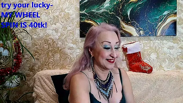  Sara  Smith  online show from December 22, 7:38 am