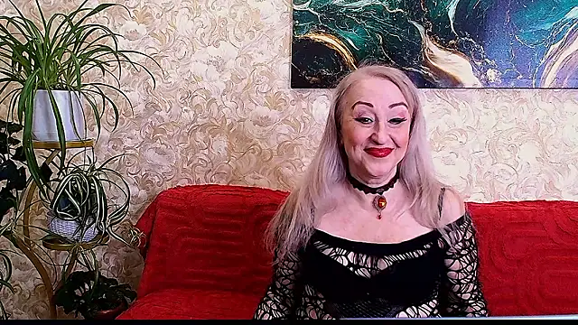  Sara  Smith  online show from March 15, 12:33 pm
