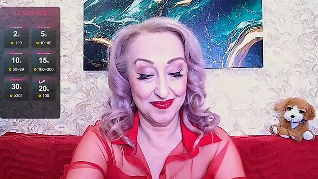  Sara  Smith  online show from May 24, 8:08 am