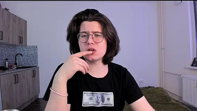 Snapshot of Derek_Shameless chatting on February 18, 5:20 pm Derek Shameless online show from February 18, 5:20 pm