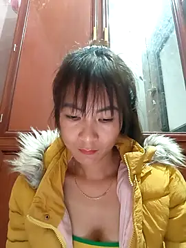 Yumyum kiw online show from December 17, 3:01 am