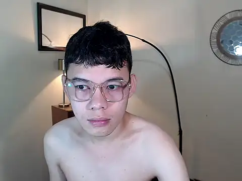 keirflorianxx online show from October 7, 12:46 pm