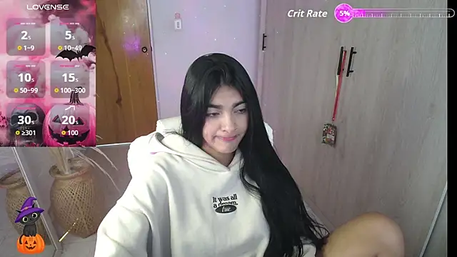 amarasilk  online show from October 30, 2:18 pm