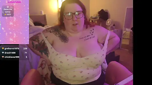 brookenicole3003 online show from November 11, 10:32 pm